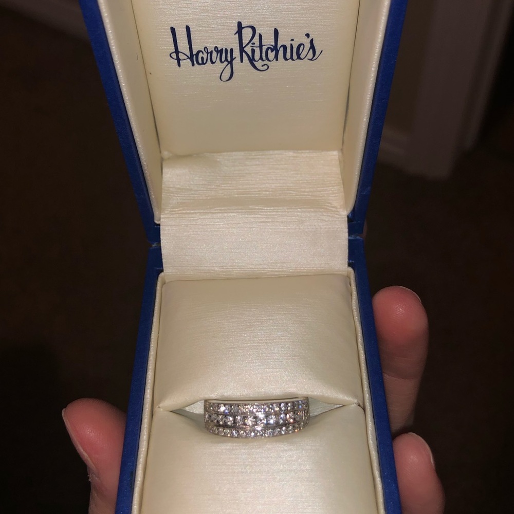 Engagement band/wedding ring